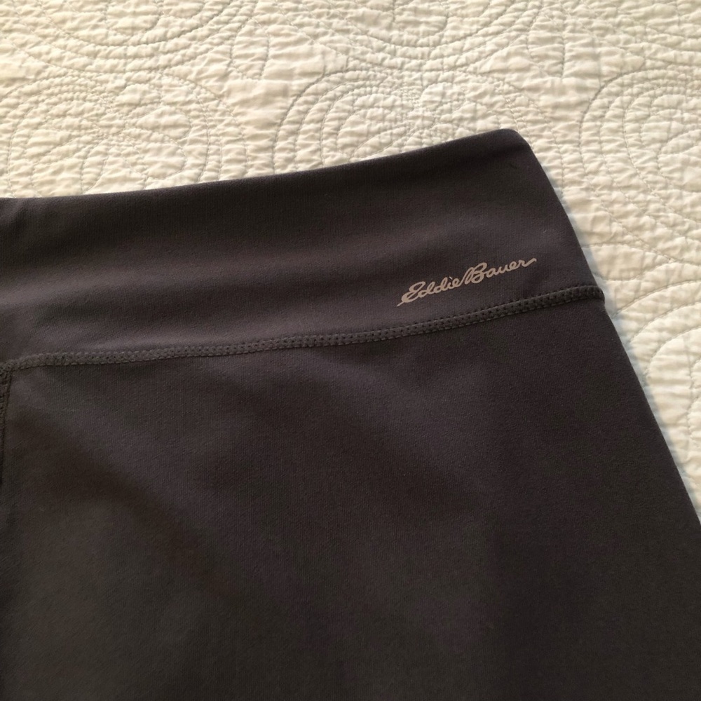 Eddie Bauer skort. Size medium. - Picture 3 of 10